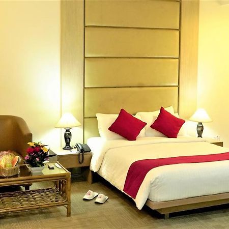 Asia Pacific Hotel Dhaka Exteriör bild
