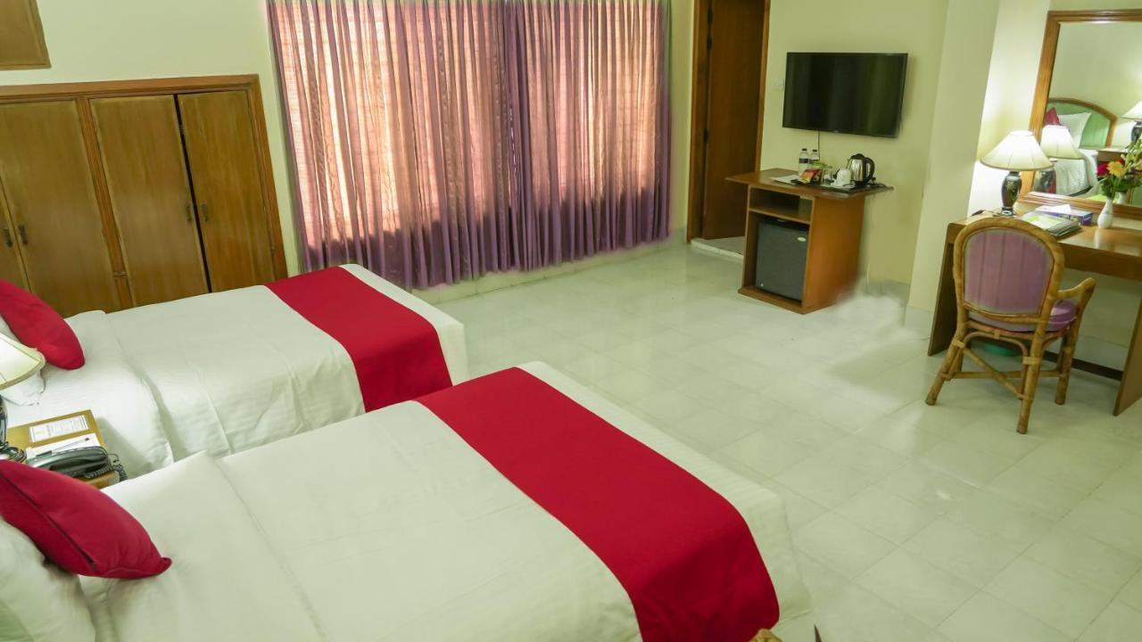 Asia Pacific Hotel Dhaka Exteriör bild